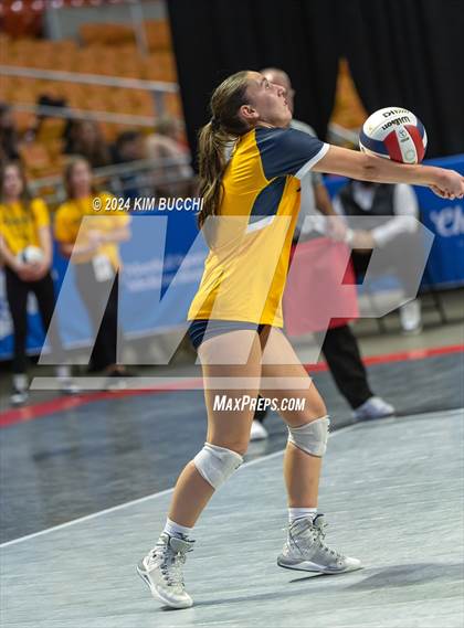 Thumbnail 2 in Hedgesville vs. Morgantown (WVSSAC Class AAAA Final) photogallery.
