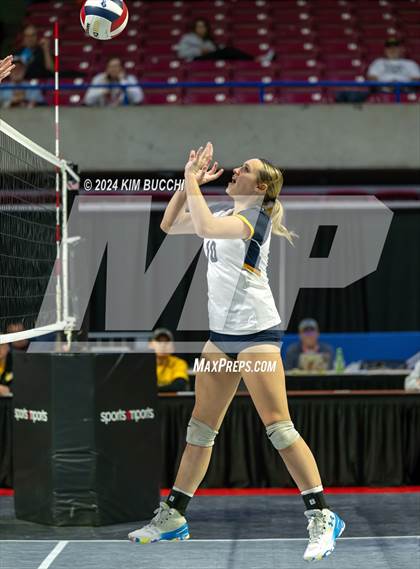 Thumbnail 2 in Hedgesville vs. Morgantown (WVSSAC Class AAAA Final) photogallery.