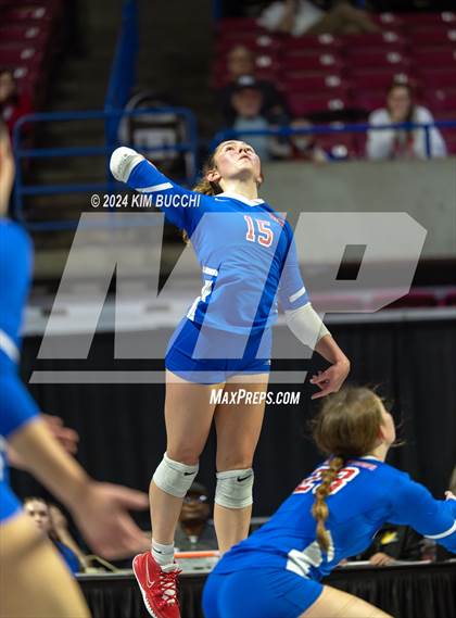Thumbnail 2 in Hedgesville vs. Morgantown (WVSSAC Class AAAA Final) photogallery.