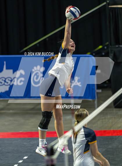 Thumbnail 1 in Hedgesville vs. Morgantown (WVSSAC Class AAAA Final) photogallery.