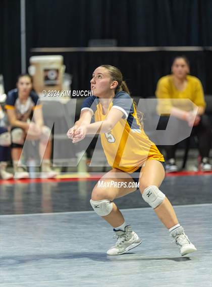 Thumbnail 3 in Hedgesville vs. Morgantown (WVSSAC Class AAAA Final) photogallery.