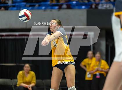 Thumbnail 2 in Hedgesville vs. Morgantown (WVSSAC Class AAAA Final) photogallery.