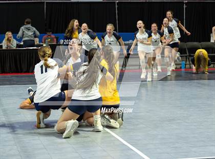 Thumbnail 1 in Hedgesville vs. Morgantown (WVSSAC Class AAAA Final) photogallery.