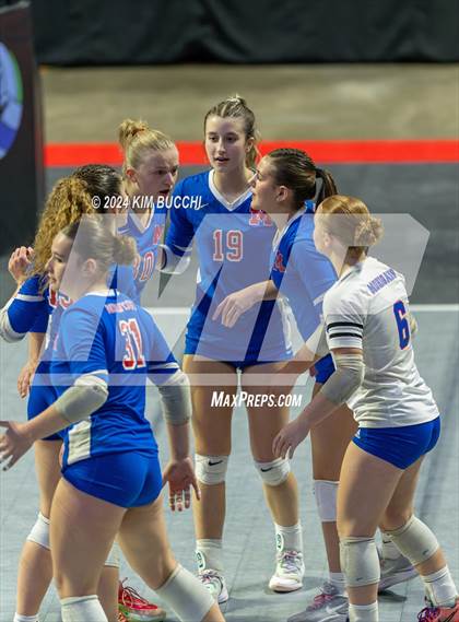Thumbnail 1 in Hedgesville vs. Morgantown (WVSSAC Class AAAA Final) photogallery.