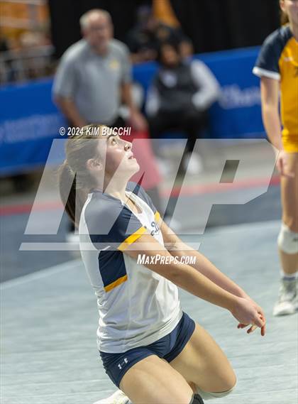 Thumbnail 2 in Hedgesville vs. Morgantown (WVSSAC Class AAAA Final) photogallery.