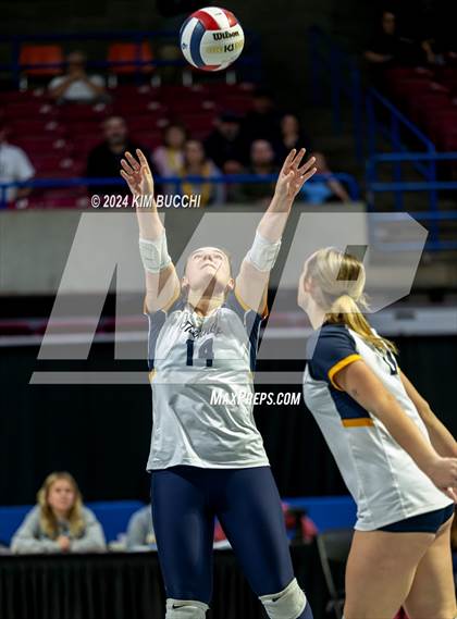 Thumbnail 2 in Hedgesville vs. Morgantown (WVSSAC Class AAAA Final) photogallery.