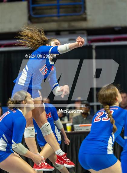 Thumbnail 3 in Hedgesville vs. Morgantown (WVSSAC Class AAAA Final) photogallery.