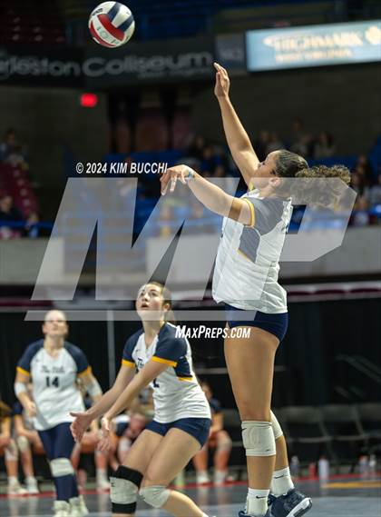 Thumbnail 2 in Hedgesville vs. Morgantown (WVSSAC Class AAAA Final) photogallery.