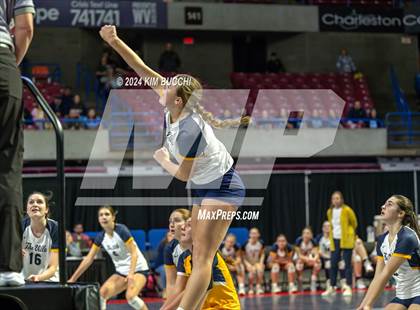 Thumbnail 2 in Hedgesville vs. Morgantown (WVSSAC Class AAAA Final) photogallery.