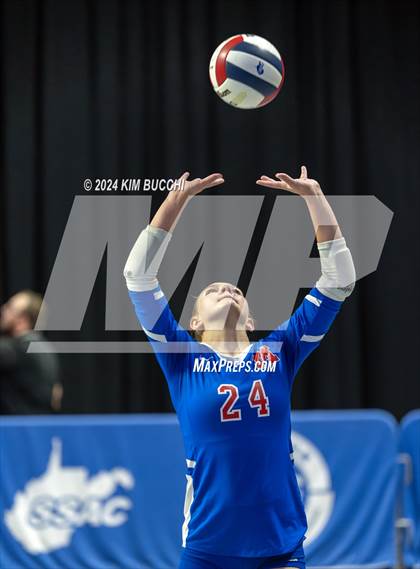 Thumbnail 1 in Hedgesville vs. Morgantown (WVSSAC Class AAAA Final) photogallery.