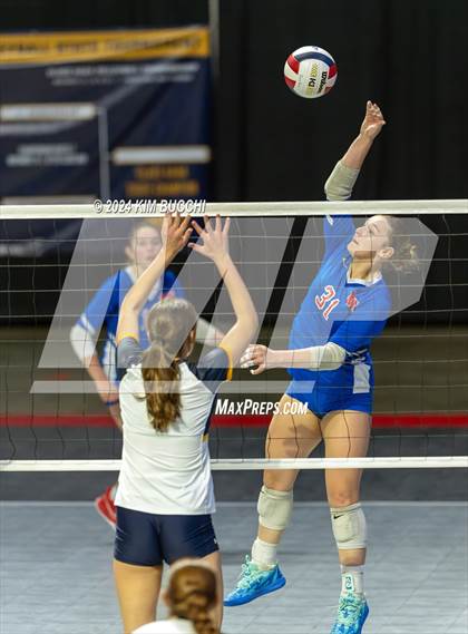 Thumbnail 2 in Hedgesville vs. Morgantown (WVSSAC Class AAAA Final) photogallery.