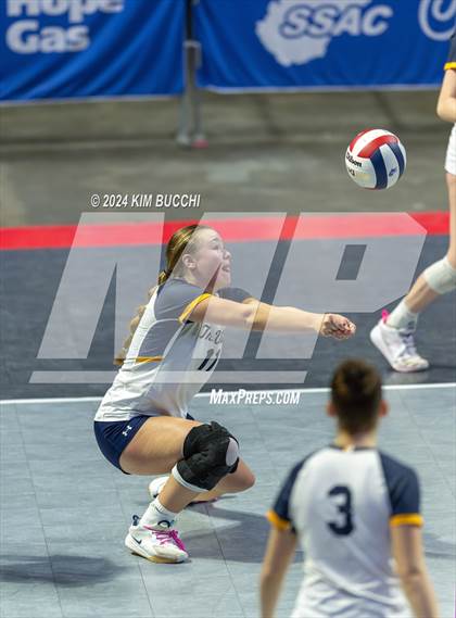Thumbnail 2 in Hedgesville vs. Morgantown (WVSSAC Class AAAA Final) photogallery.