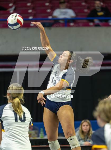 Thumbnail 3 in Hedgesville vs. Morgantown (WVSSAC Class AAAA Final) photogallery.