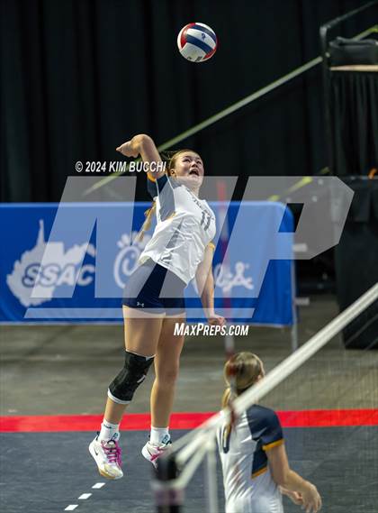 Thumbnail 3 in Hedgesville vs. Morgantown (WVSSAC Class AAAA Final) photogallery.