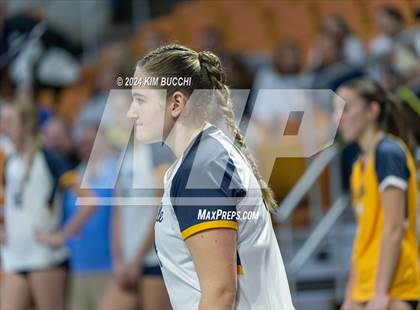 Thumbnail 2 in Hedgesville vs. Morgantown (WVSSAC Class AAAA Final) photogallery.