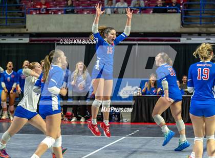 Thumbnail 1 in Hedgesville vs. Morgantown (WVSSAC Class AAAA Final) photogallery.