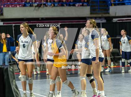 Thumbnail 3 in Hedgesville vs. Morgantown (WVSSAC Class AAAA Final) photogallery.