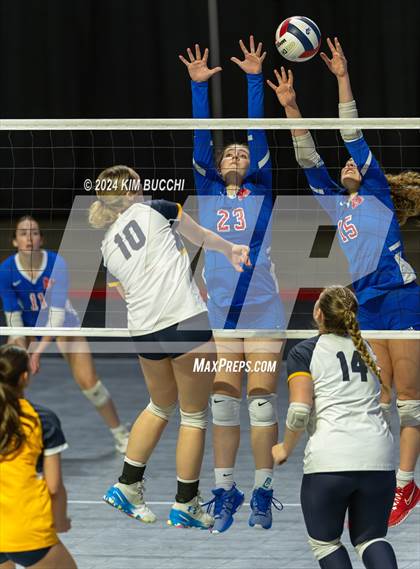 Thumbnail 1 in Hedgesville vs. Morgantown (WVSSAC Class AAAA Final) photogallery.