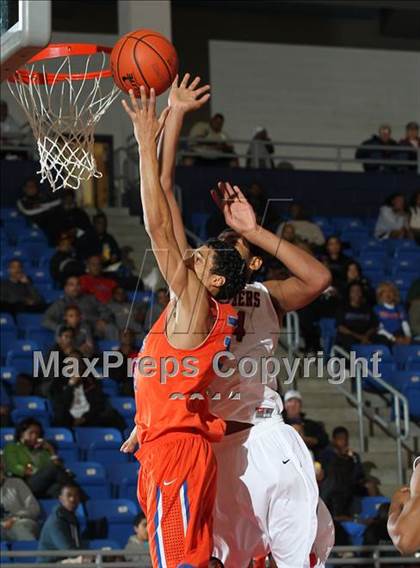 Thumbnail 1 in Bowie vs. Duncanville (Thanksgiving Hoofest)  photogallery.