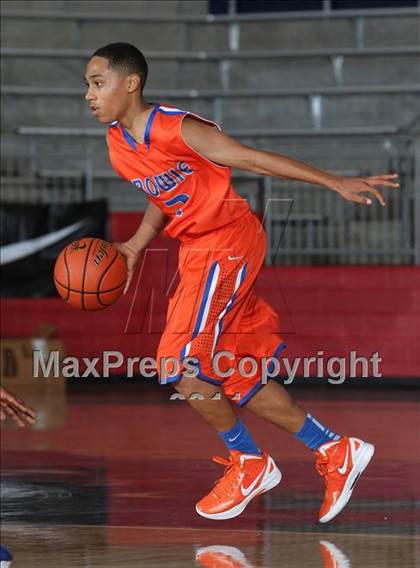 Thumbnail 2 in Bowie vs. Duncanville (Thanksgiving Hoofest)  photogallery.