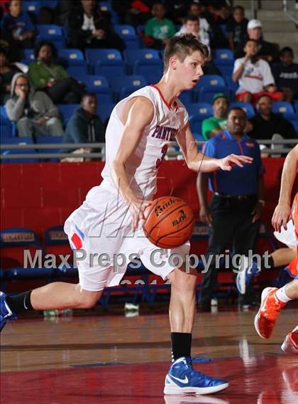 Thumbnail 1 in Bowie vs. Duncanville (Thanksgiving Hoofest)  photogallery.
