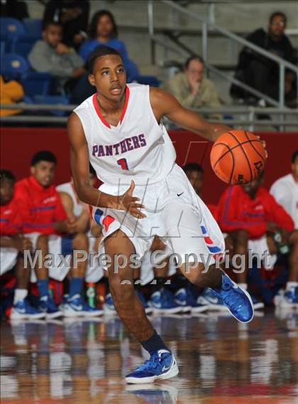 Thumbnail 3 in Bowie vs. Duncanville (Thanksgiving Hoofest)  photogallery.