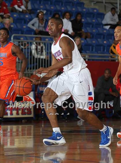 Thumbnail 2 in Bowie vs. Duncanville (Thanksgiving Hoofest)  photogallery.