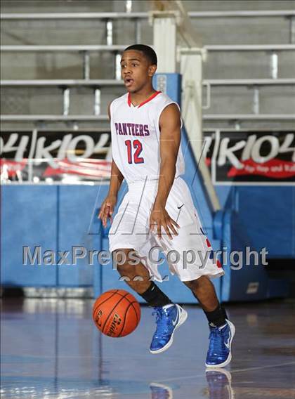 Thumbnail 2 in Bowie vs. Duncanville (Thanksgiving Hoofest)  photogallery.