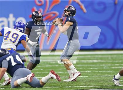 Thumbnail 2 in Riverside Academy vs St Charles Catholic (LHSAA 2A Final)  photogallery.