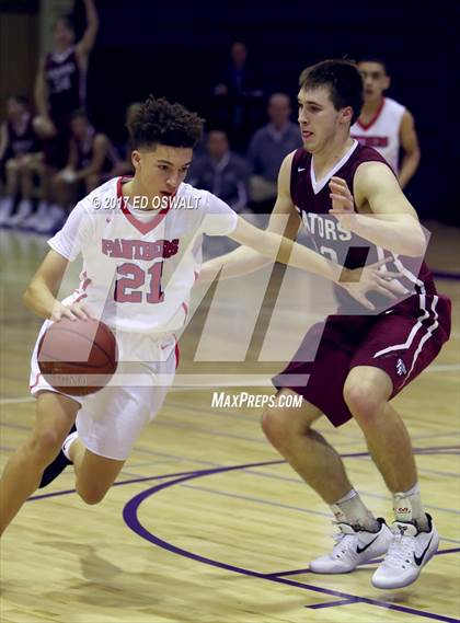 Thumbnail 2 in Sacred Heart Prep vs. Saint Mary's (Piedmont MLK Showcase) photogallery.