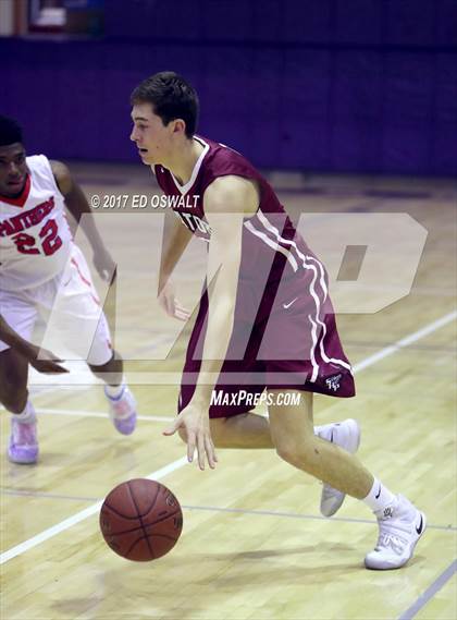Thumbnail 2 in Sacred Heart Prep vs. Saint Mary's (Piedmont MLK Showcase) photogallery.