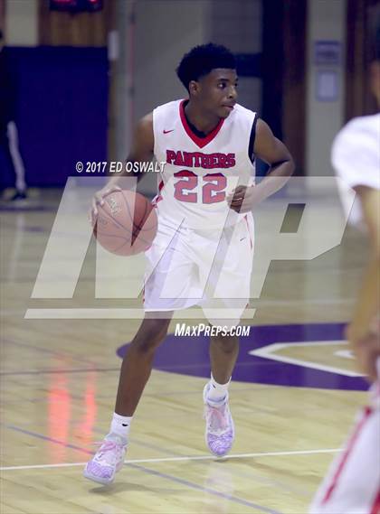 Thumbnail 2 in Sacred Heart Prep vs. Saint Mary's (Piedmont MLK Showcase) photogallery.