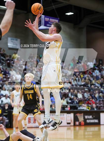 Thumbnail 2 in Emery vs. Union (UHSAA 3A Consolation) photogallery.