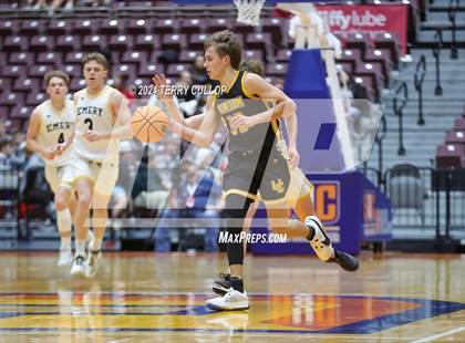 Thumbnail 2 in Emery vs. Union (UHSAA 3A Consolation) photogallery.