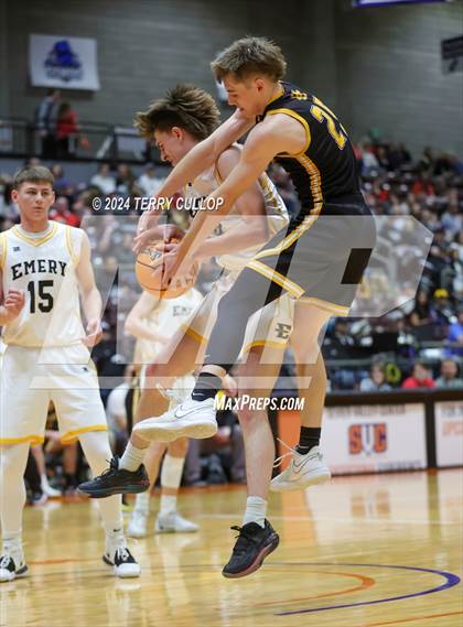 Thumbnail 2 in Emery vs. Union (UHSAA 3A Consolation) photogallery.