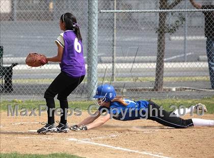 Thumbnail 2 in Los Angeles Baptist vs. Nordhoff (Valley Classic) photogallery.