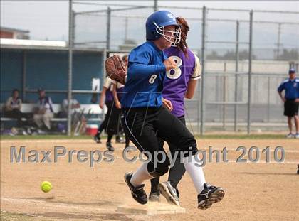 Thumbnail 2 in Los Angeles Baptist vs. Nordhoff (Valley Classic) photogallery.