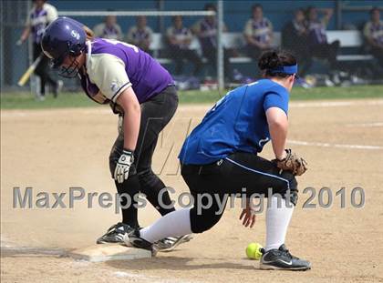 Thumbnail 2 in Los Angeles Baptist vs. Nordhoff (Valley Classic) photogallery.