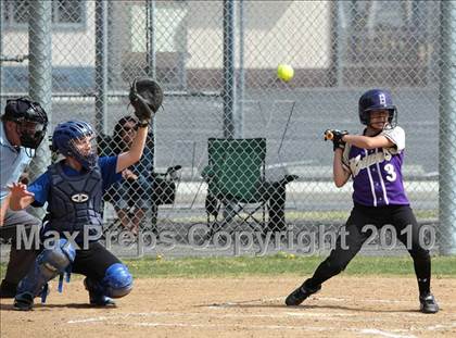Thumbnail 3 in Los Angeles Baptist vs. Nordhoff (Valley Classic) photogallery.