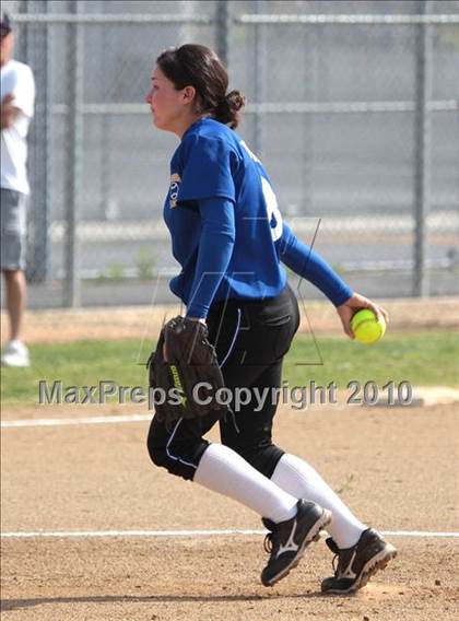 Thumbnail 2 in Los Angeles Baptist vs. Nordhoff (Valley Classic) photogallery.