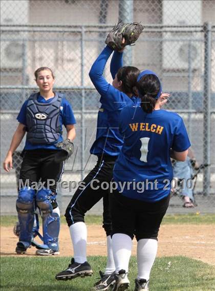 Thumbnail 3 in Los Angeles Baptist vs. Nordhoff (Valley Classic) photogallery.