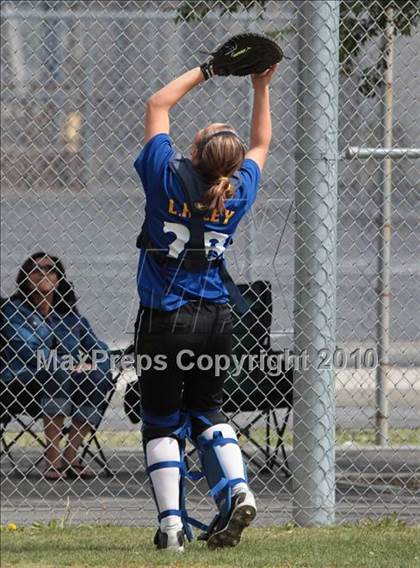 Thumbnail 1 in Los Angeles Baptist vs. Nordhoff (Valley Classic) photogallery.