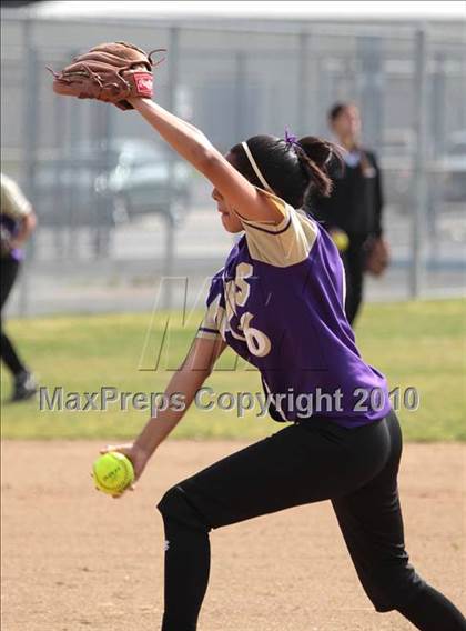 Thumbnail 2 in Los Angeles Baptist vs. Nordhoff (Valley Classic) photogallery.