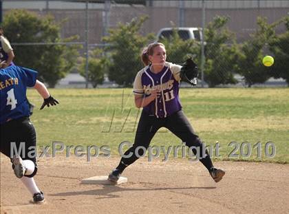 Thumbnail 2 in Los Angeles Baptist vs. Nordhoff (Valley Classic) photogallery.