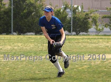 Thumbnail 3 in Los Angeles Baptist vs. Nordhoff (Valley Classic) photogallery.