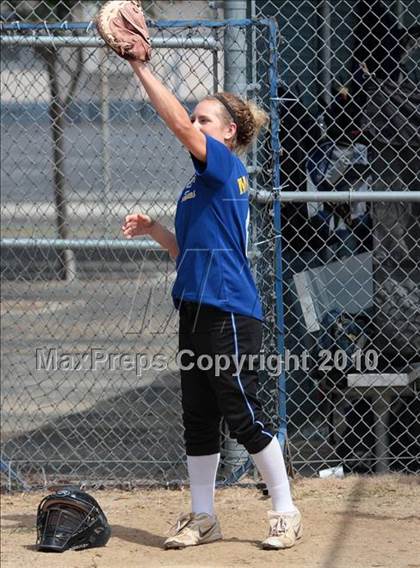 Thumbnail 1 in Los Angeles Baptist vs. Nordhoff (Valley Classic) photogallery.