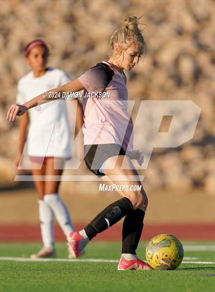 Thumbnail 1 in Pahrump Valley vs Virgin Valley (NIAA 3A Southern Region Quarterfinal) photogallery.