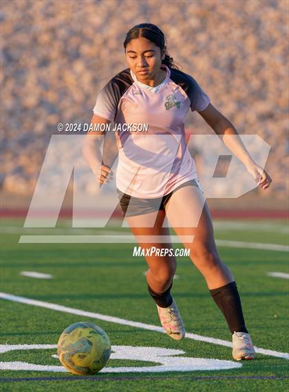 Thumbnail 3 in Pahrump Valley vs Virgin Valley (NIAA 3A Southern Region Quarterfinal) photogallery.