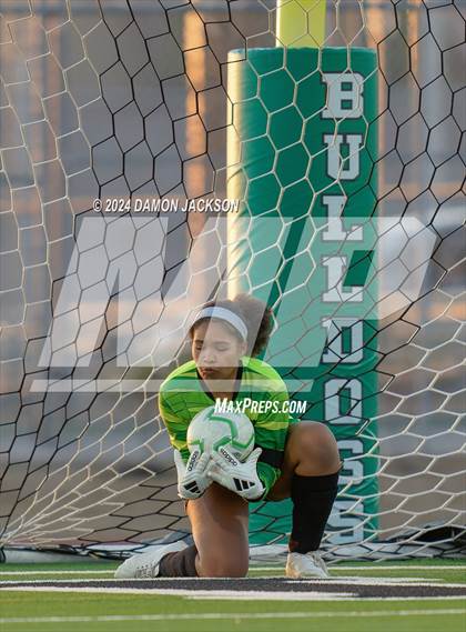 Thumbnail 2 in Pahrump Valley vs Virgin Valley (NIAA 3A Southern Region Quarterfinal) photogallery.