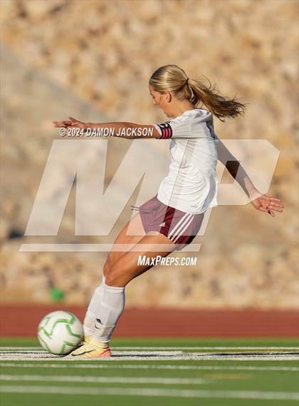 Thumbnail 3 in Pahrump Valley vs Virgin Valley (NIAA 3A Southern Region Quarterfinal) photogallery.